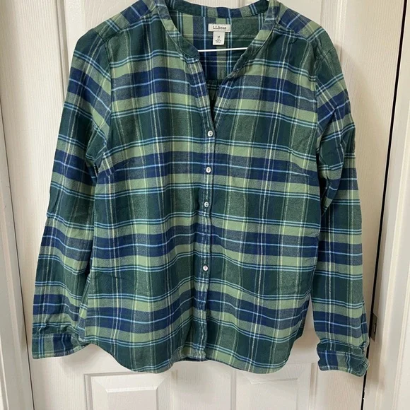 L.L. Bean Green and Blue Checkered Top - Picture 1 of 2